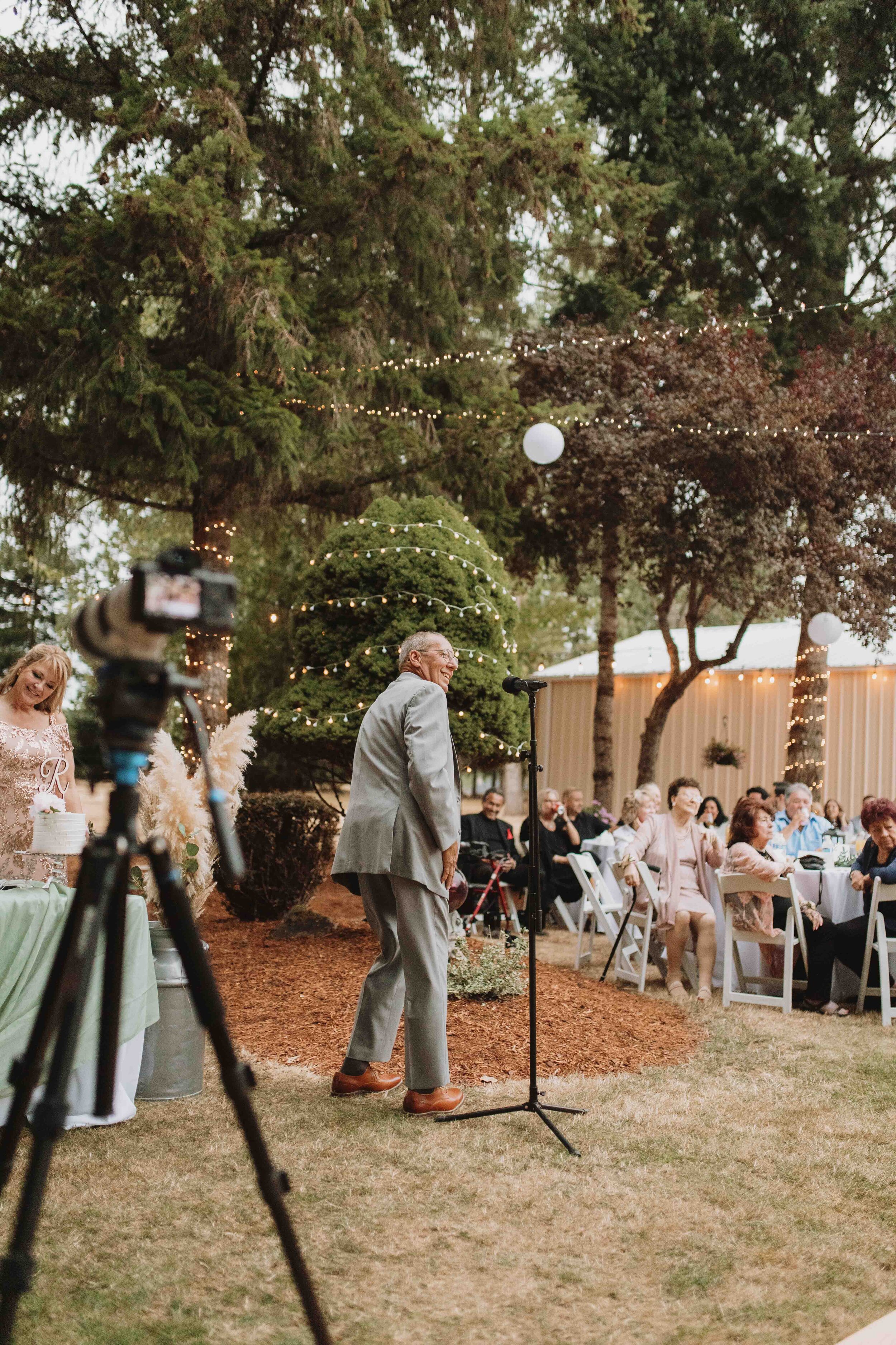 molly-alix-backyard-warren-oregon-wedding-2021-148.jpg