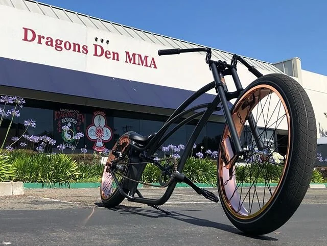 Another solo ride for another solo workout #2WheelTherapy #SoloCholo #SharpenYourSwordDaily #KeepTraining #StayFocused #StayHealthy #Kajukenbo @peekcycles @warrenwong5620 @wescoastin_custom_cruisers @thecruisershop @islandthunderbc 🐲 #DDOhana