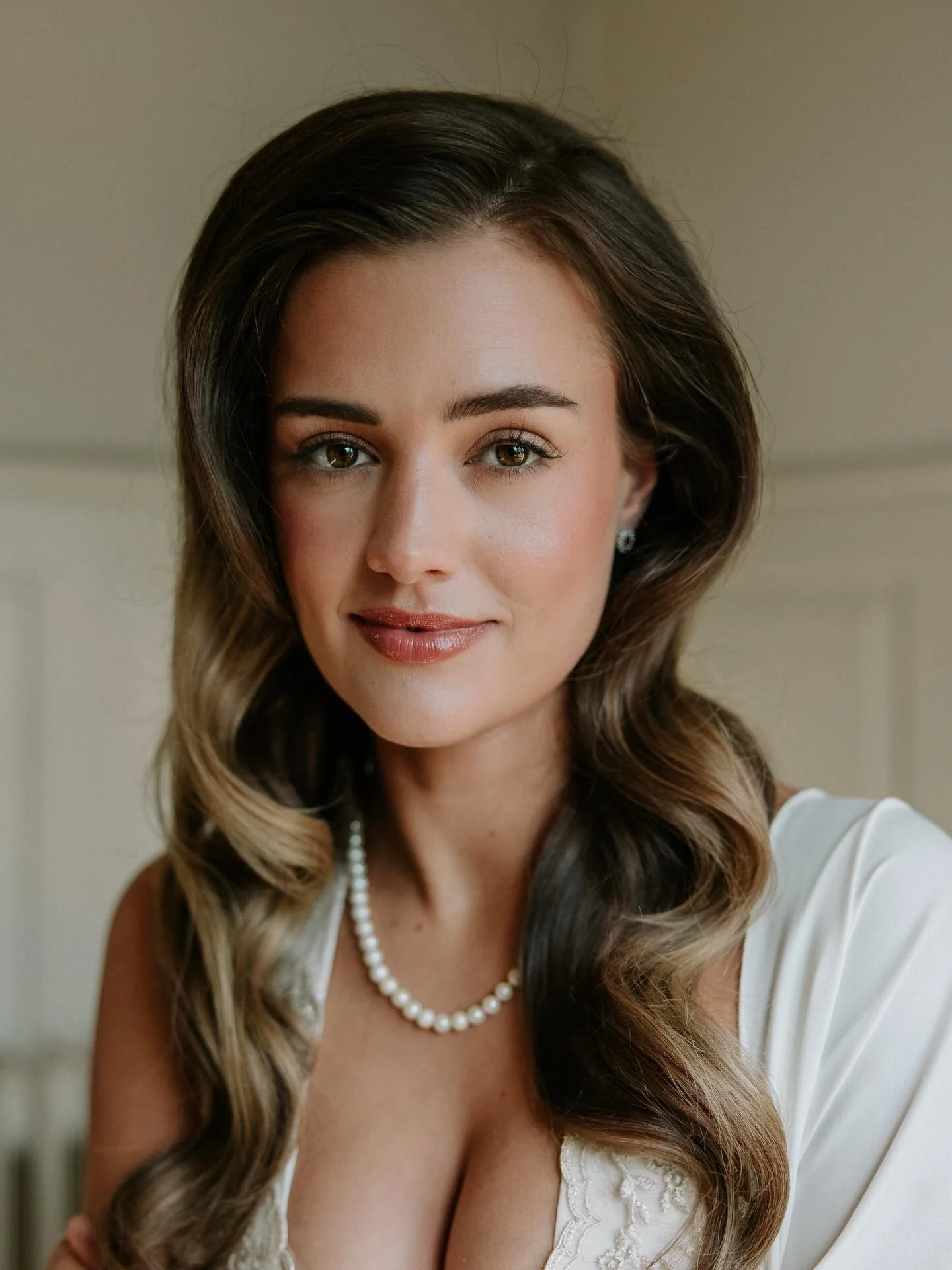 At heart I am a deep romantic, which is why I love to create artistry that feels romantic and refined, keeping everything softly blended to create something that just comes together perfectly ❤️ 

Last week I was lucky enough to work with an incredib