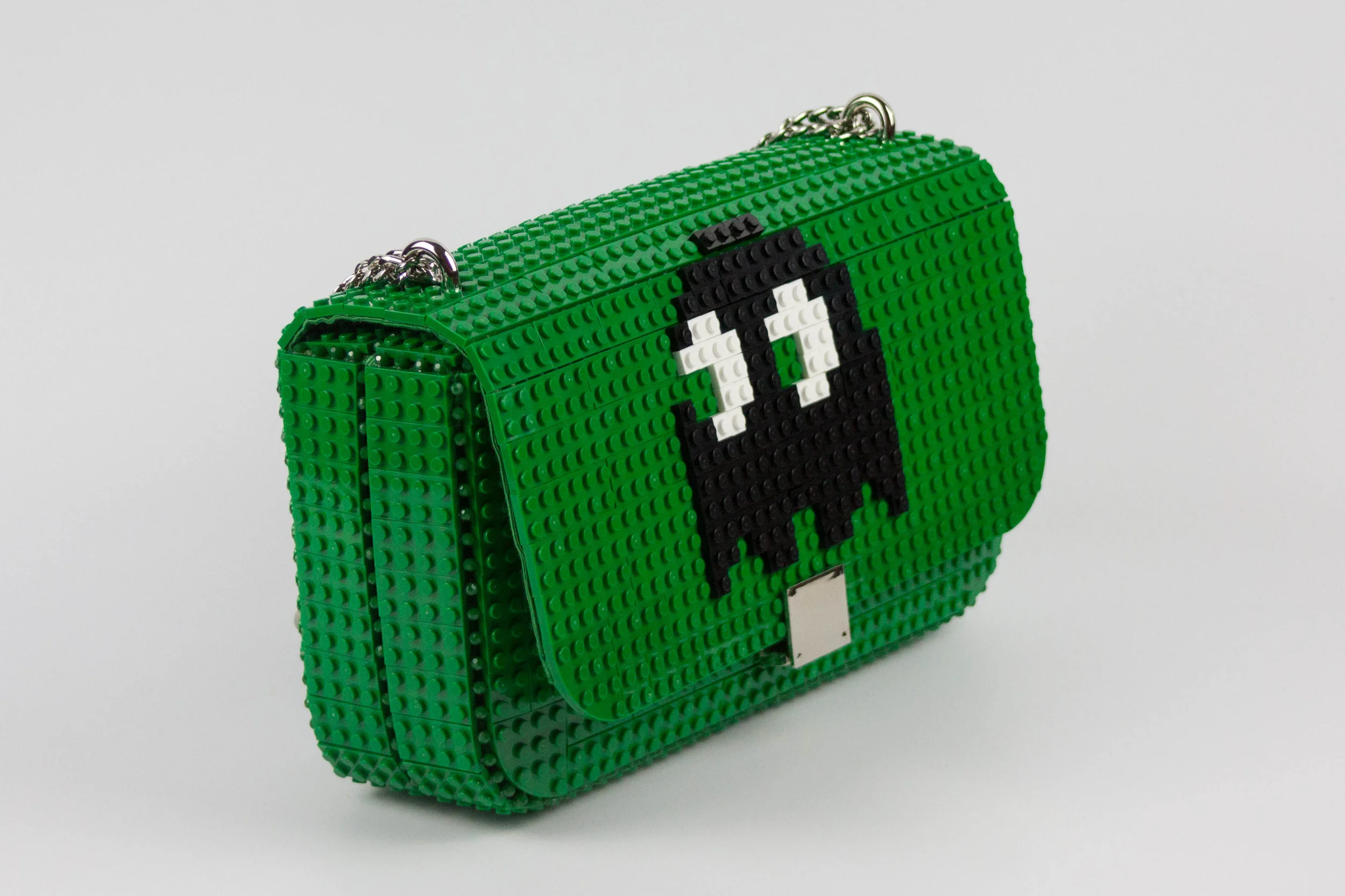 PACMAN-2204 A.jpg