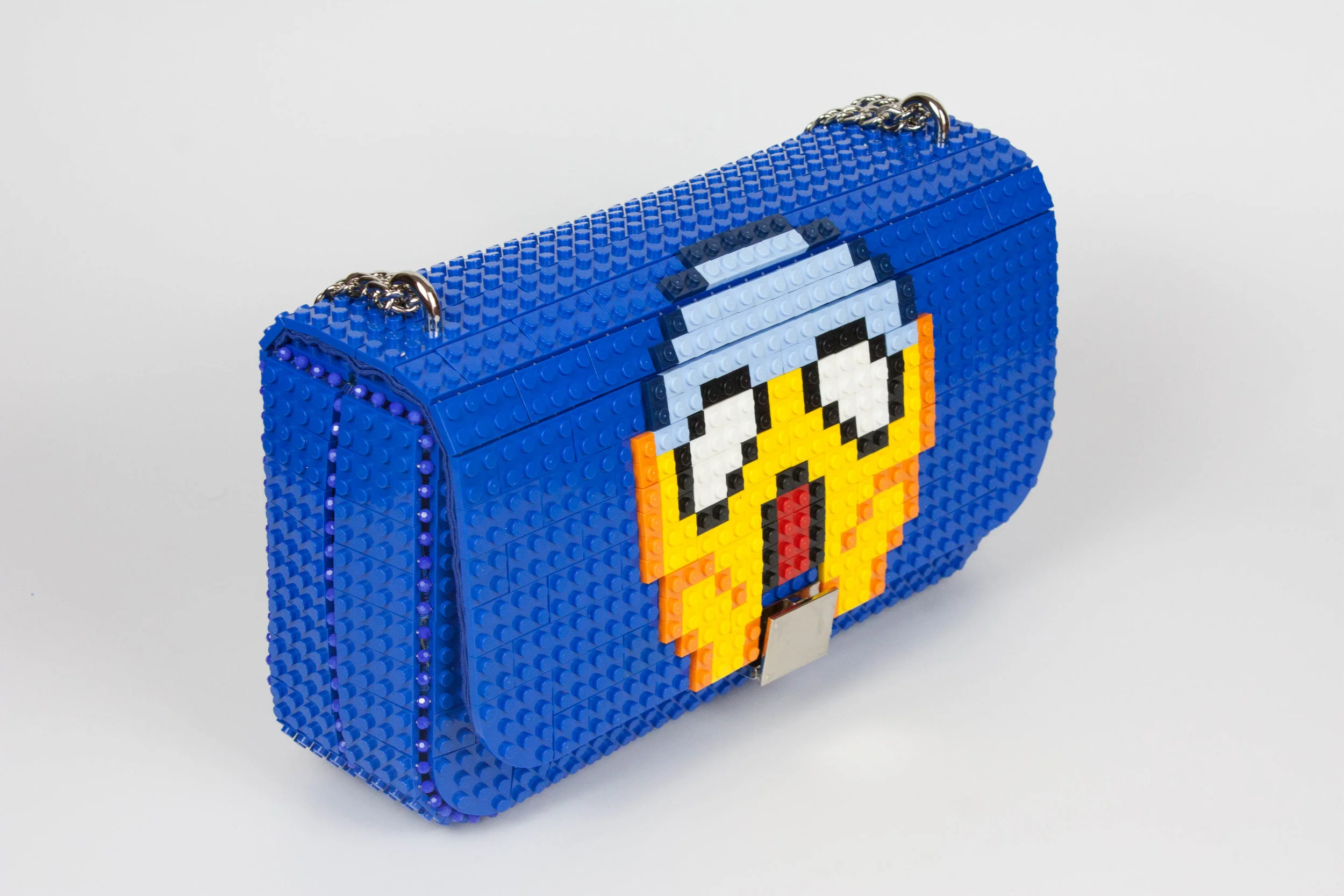 EMOJI-2202 A.jpg