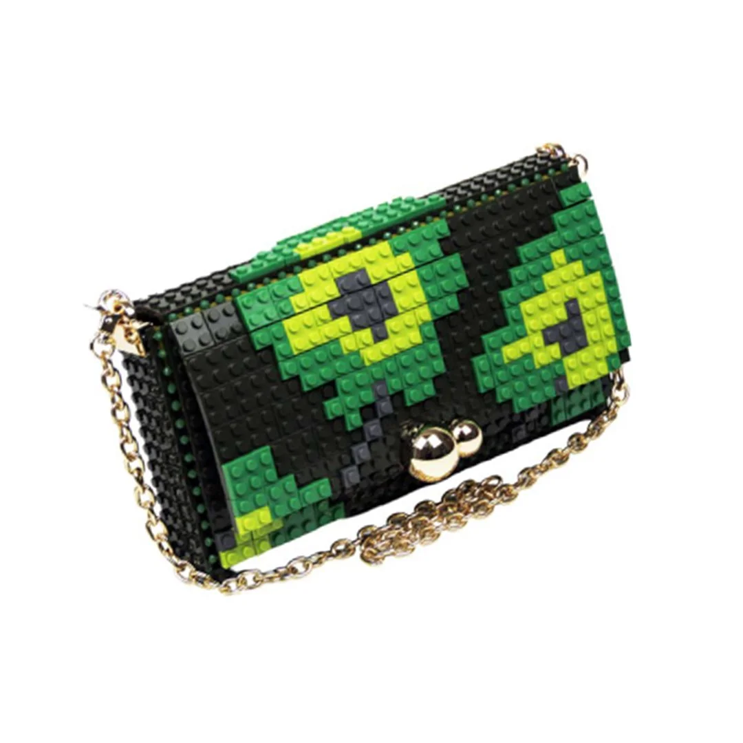 Flower Tapestry_0000s_0013_1322.jpg