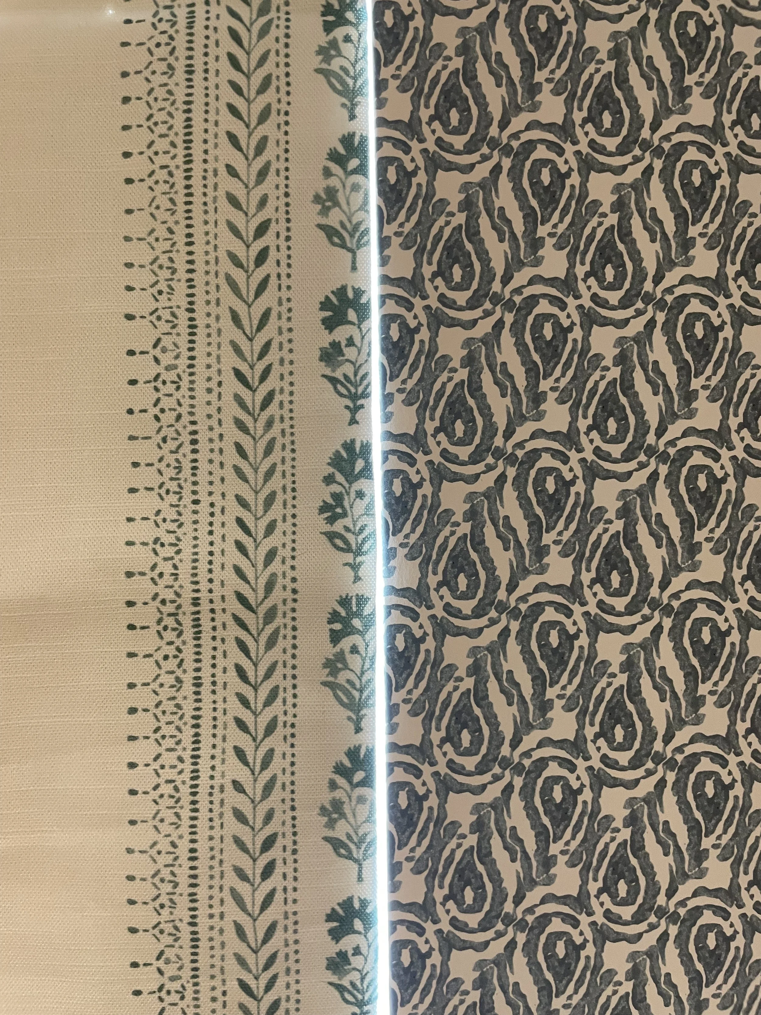 Wallpaper and blind combinations