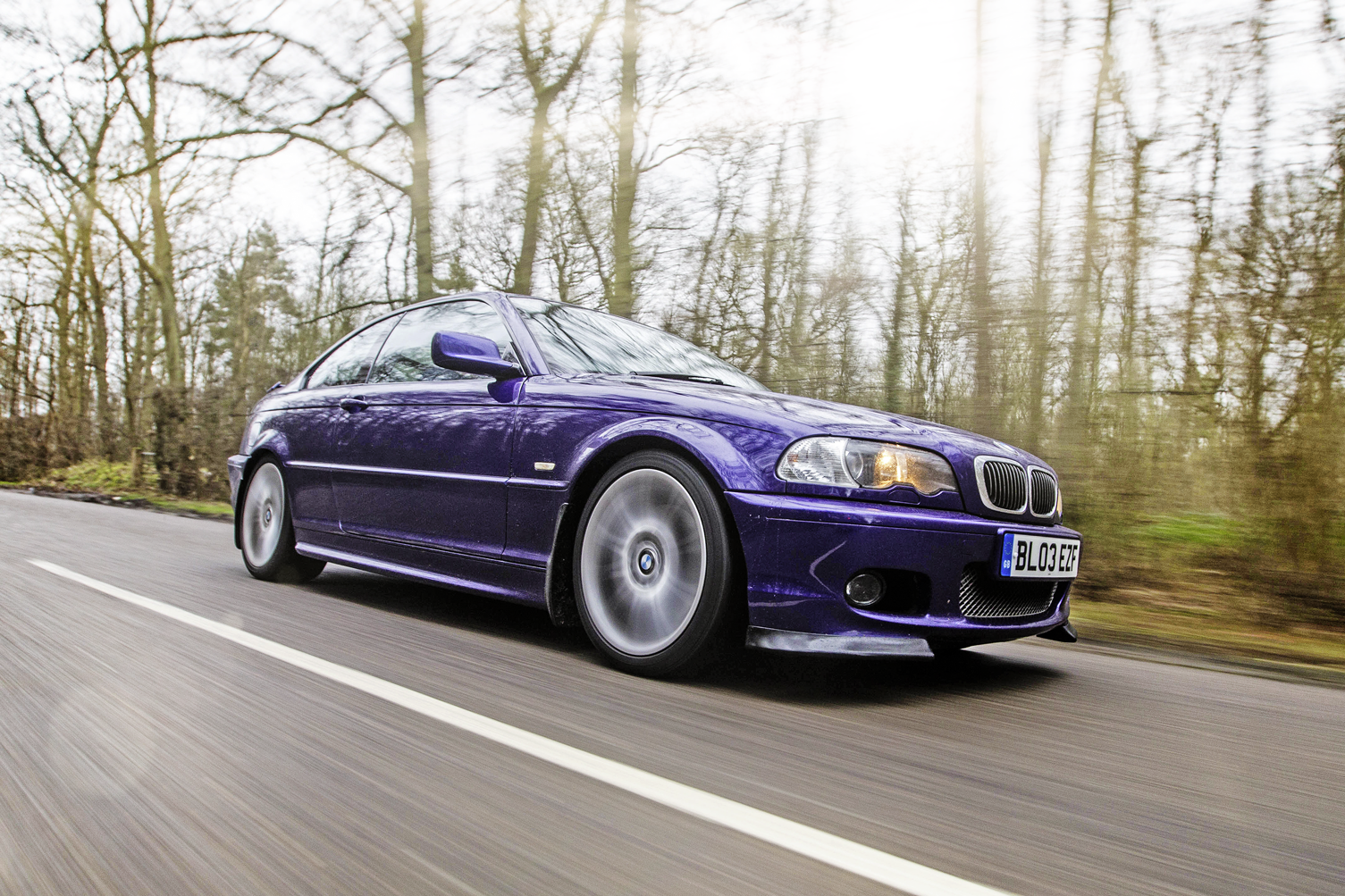 BMW-330Ci-Driving.png