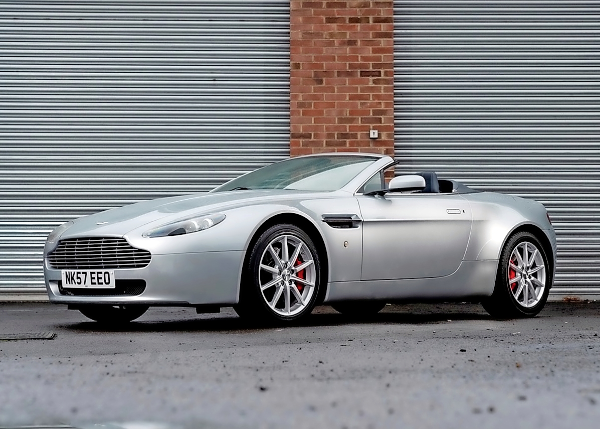 AM V8 Vantage.jpg