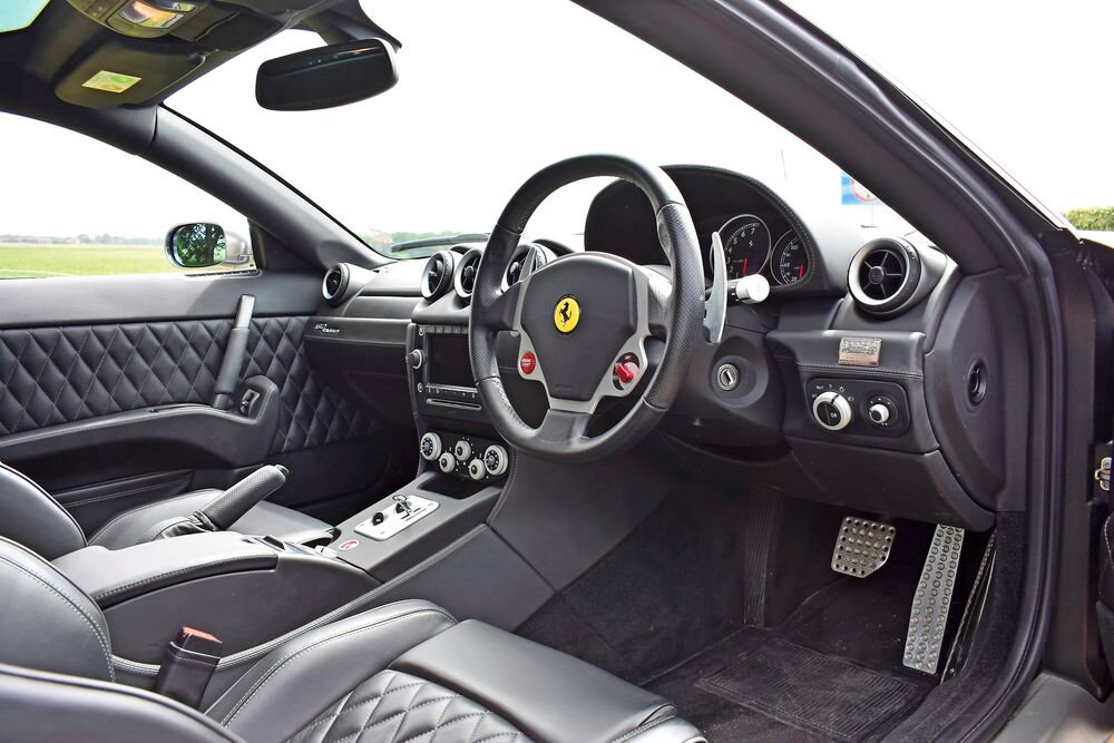 Ads On Test Ferrari 612 Scaglietti Oto Modern Classics