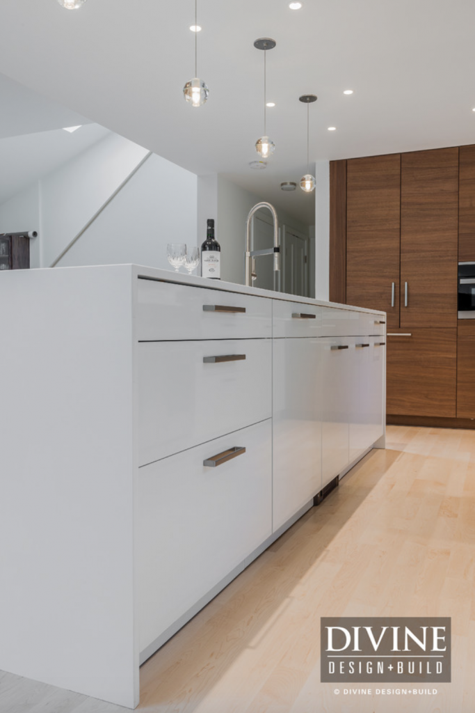 contemporary-wood-white-kitchen4-683x1024.png