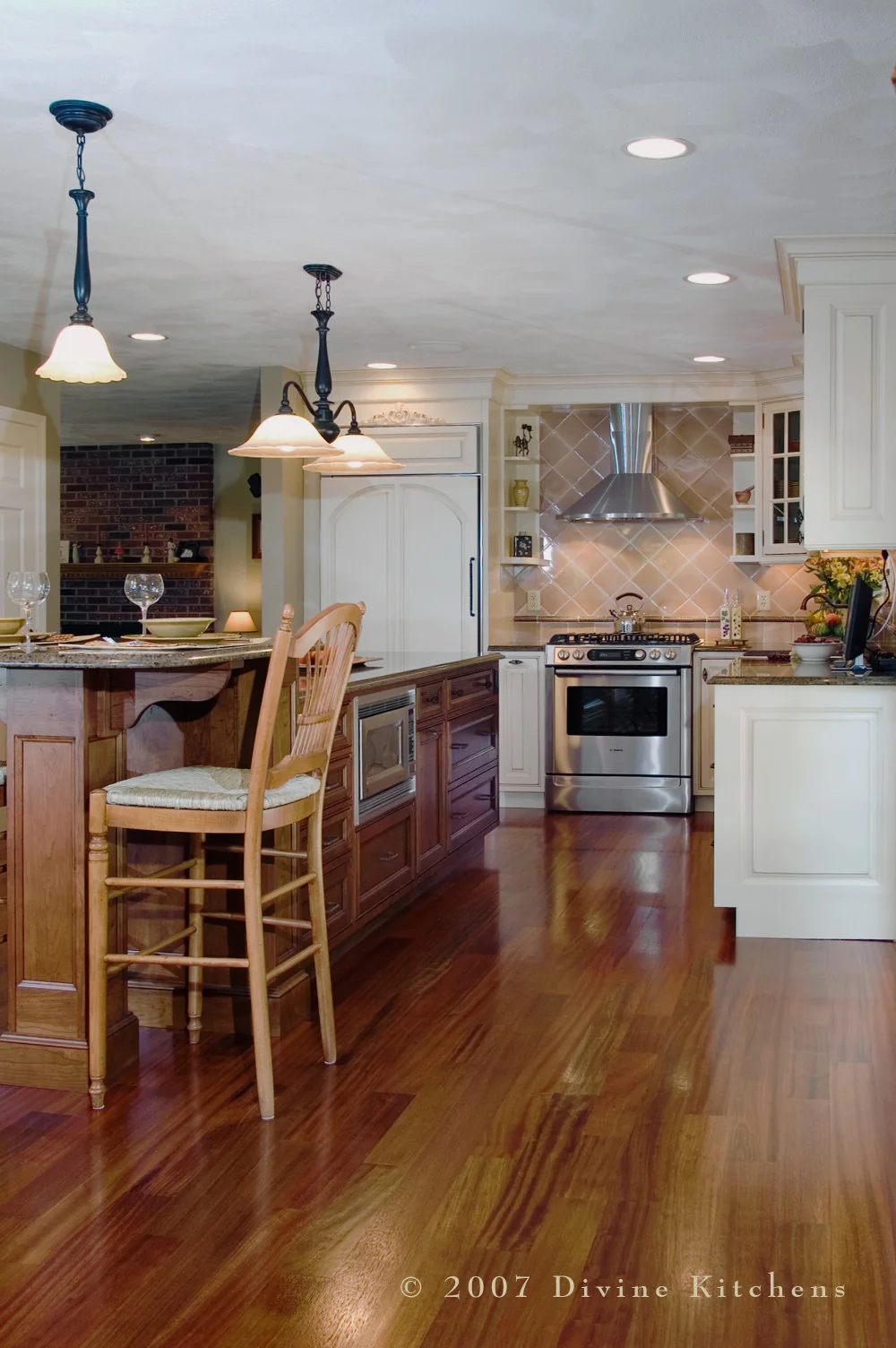 Boston-farm-style-kitchen (5).jpg