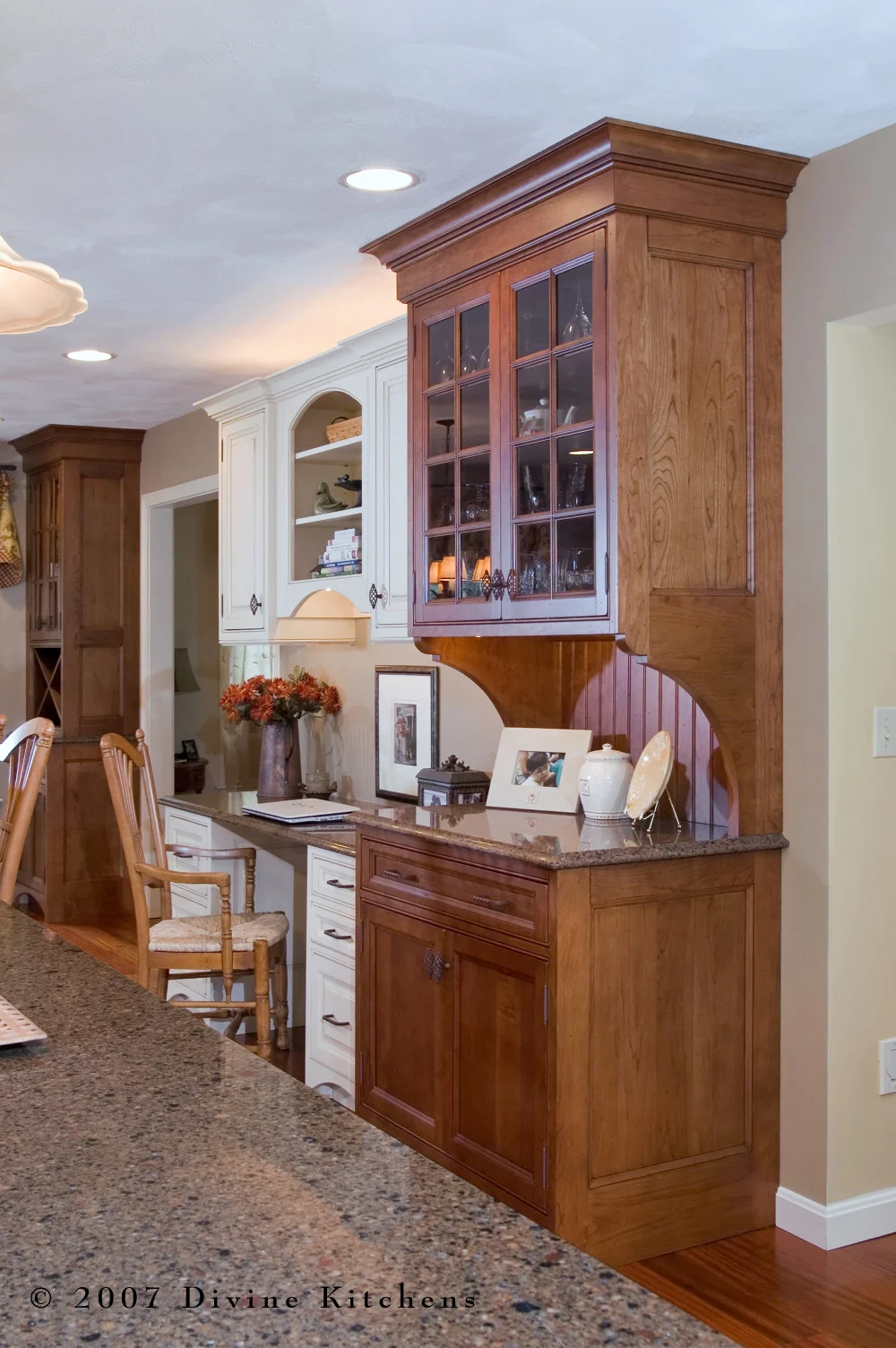 Boston-farm-style-kitchen (12).jpg