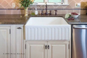 Boston-farm-style-kitchen (59).jpg