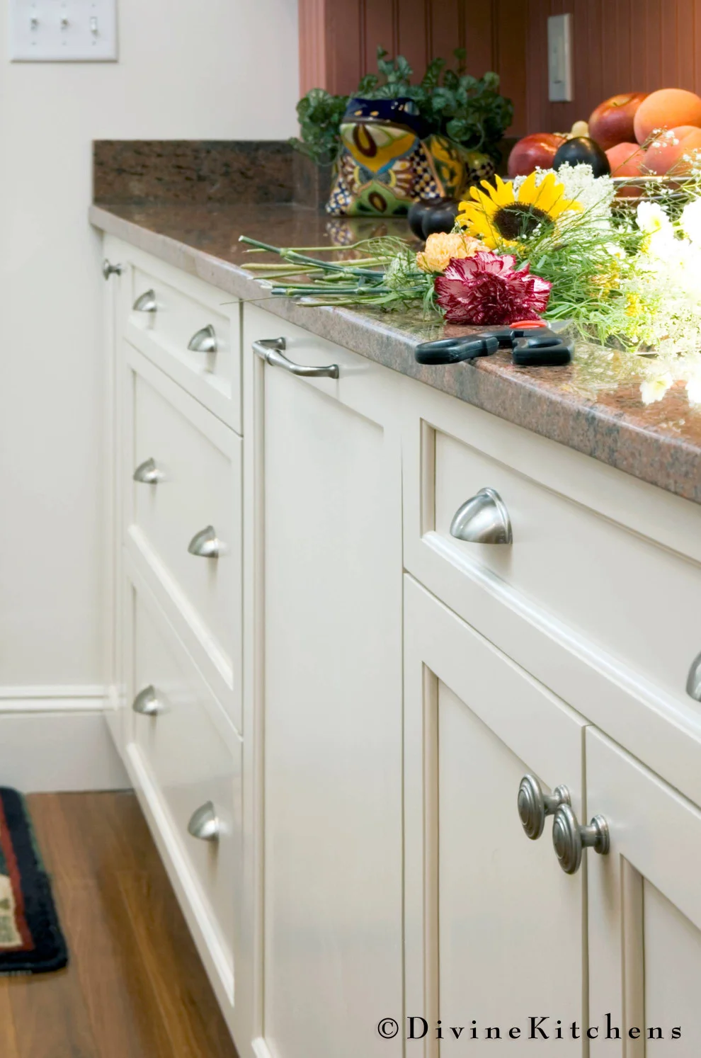 Boston-Newton-Small-transitional-kitchen (9).jpg