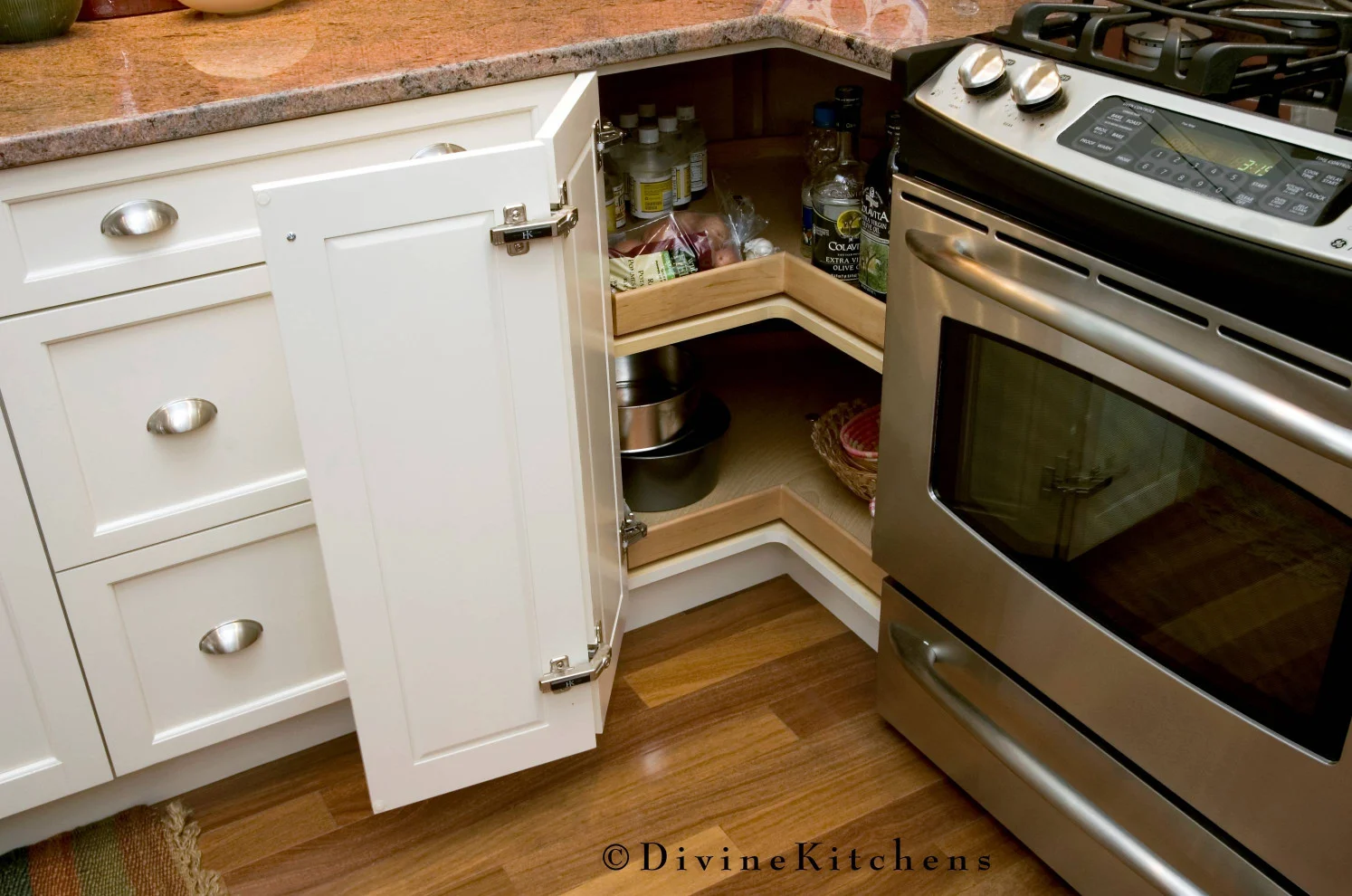 Boston-Newton-Small-transitional-kitchen (26).jpg