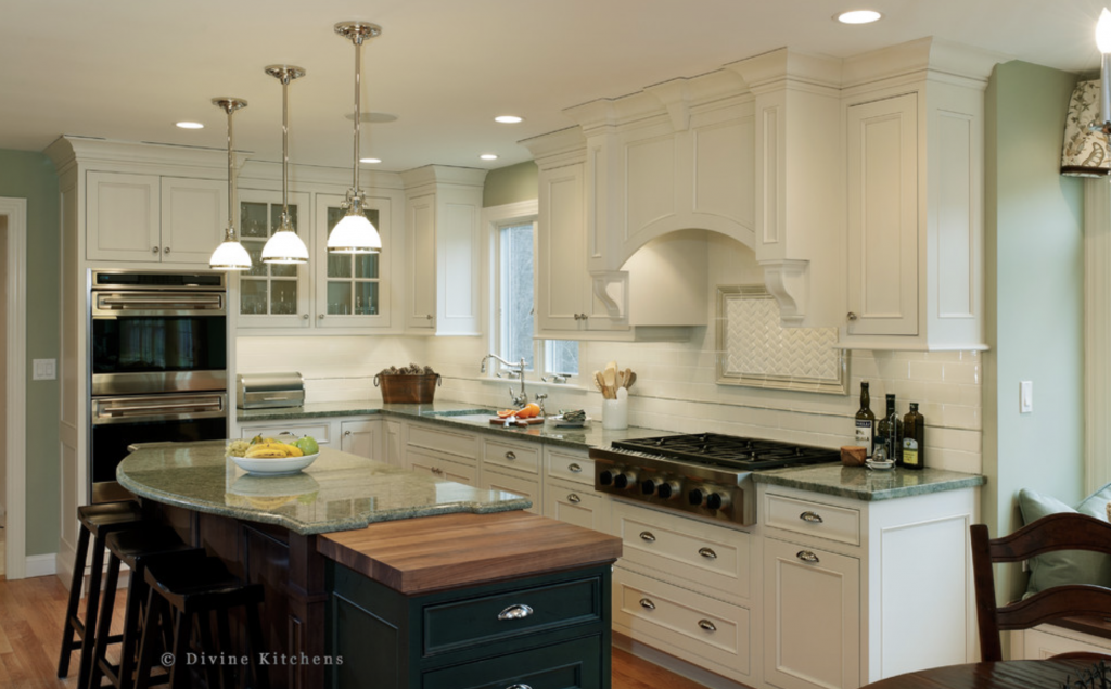 Use these Traditional Kitchens for Inspiration (PHOTOS)