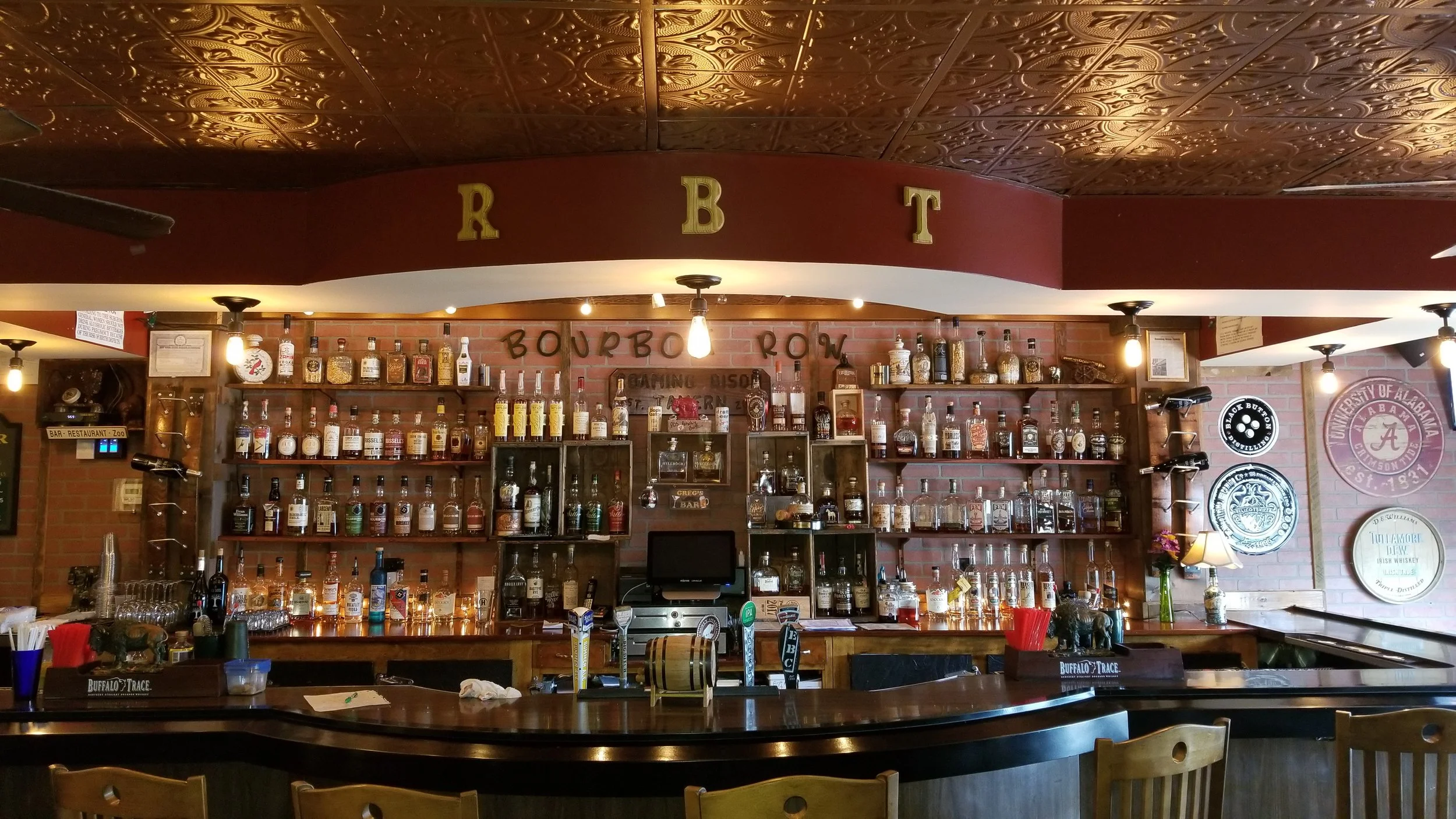 Welcome to Roaming Bison Tavern