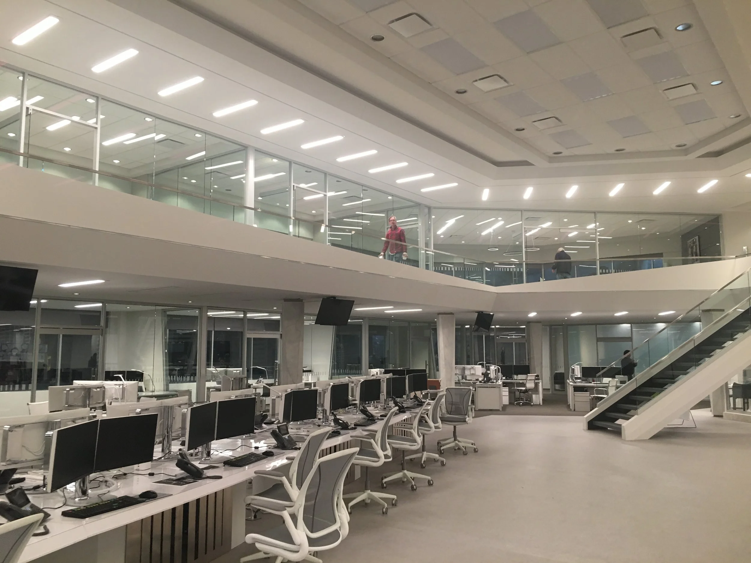 Arriba 76+ imagen axe capital office Abzlocal.mx