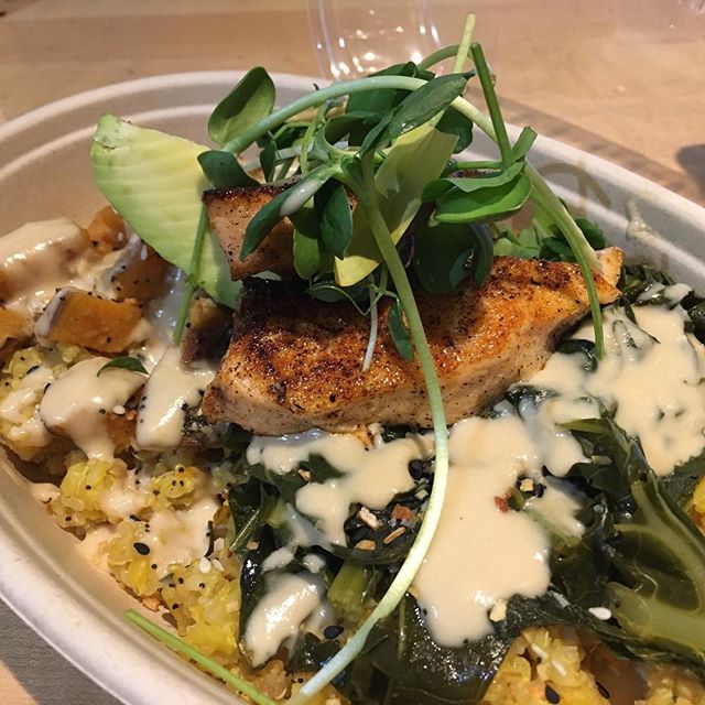 What&rsquo;s for lunch?
&bull;
&bull;
Us? 🥙
Brown Rice &amp; Quinoa cooked in a Tumeric broth + braised collards + roasted sweet potato + House tahini sauce + avocado + @littlewildthingsfarm micros/shoot salad + @dcfishwife fresh salmon 😋
Yep...we&