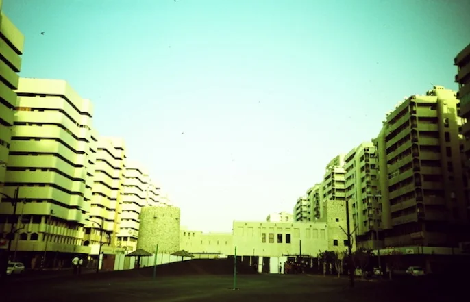 09_+Bank+Street+Sharjah_Hind+Mezana+2.jpg