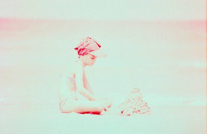 David+Elalouf_Pink+Beach+02.jpg