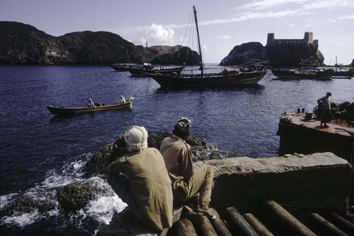 Oman+1971_Bruno+Barbey+3.jpg