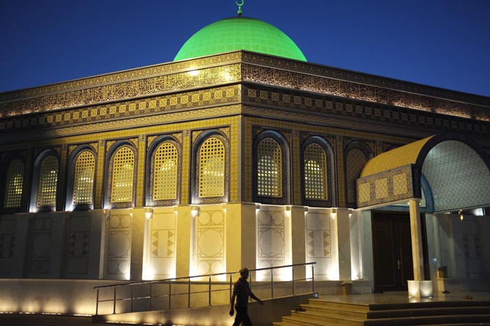 Antonie+Robertson_Ramadan_Dome+Of+The+Rock+Mosque.jpg