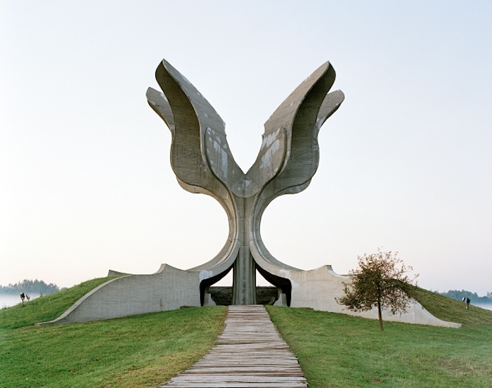 © Jan Kempenaers - Spomenik # 9 (Jasenovac)