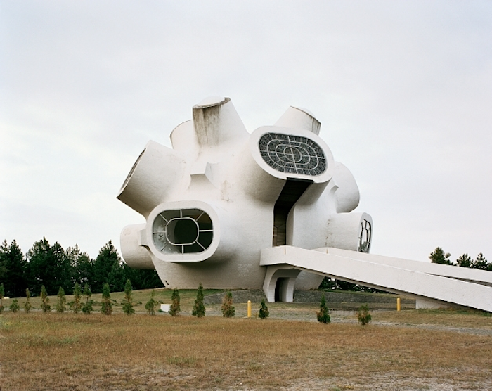 © Jan Kempenaers - Spomenik # 5 (Krusevo)