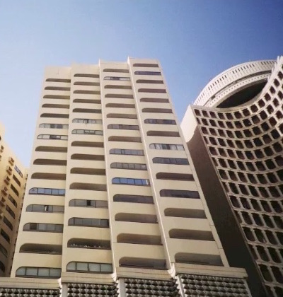 Dubai Tower and Deira Tower (1980s)