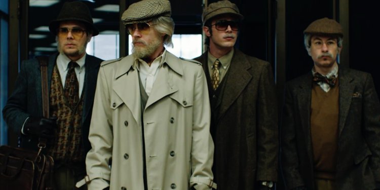   American Animals (Bart Layton, 2018)  An excellent heist film blending fact and fiction, a crime to satisfy the ego and not for anything else. 
