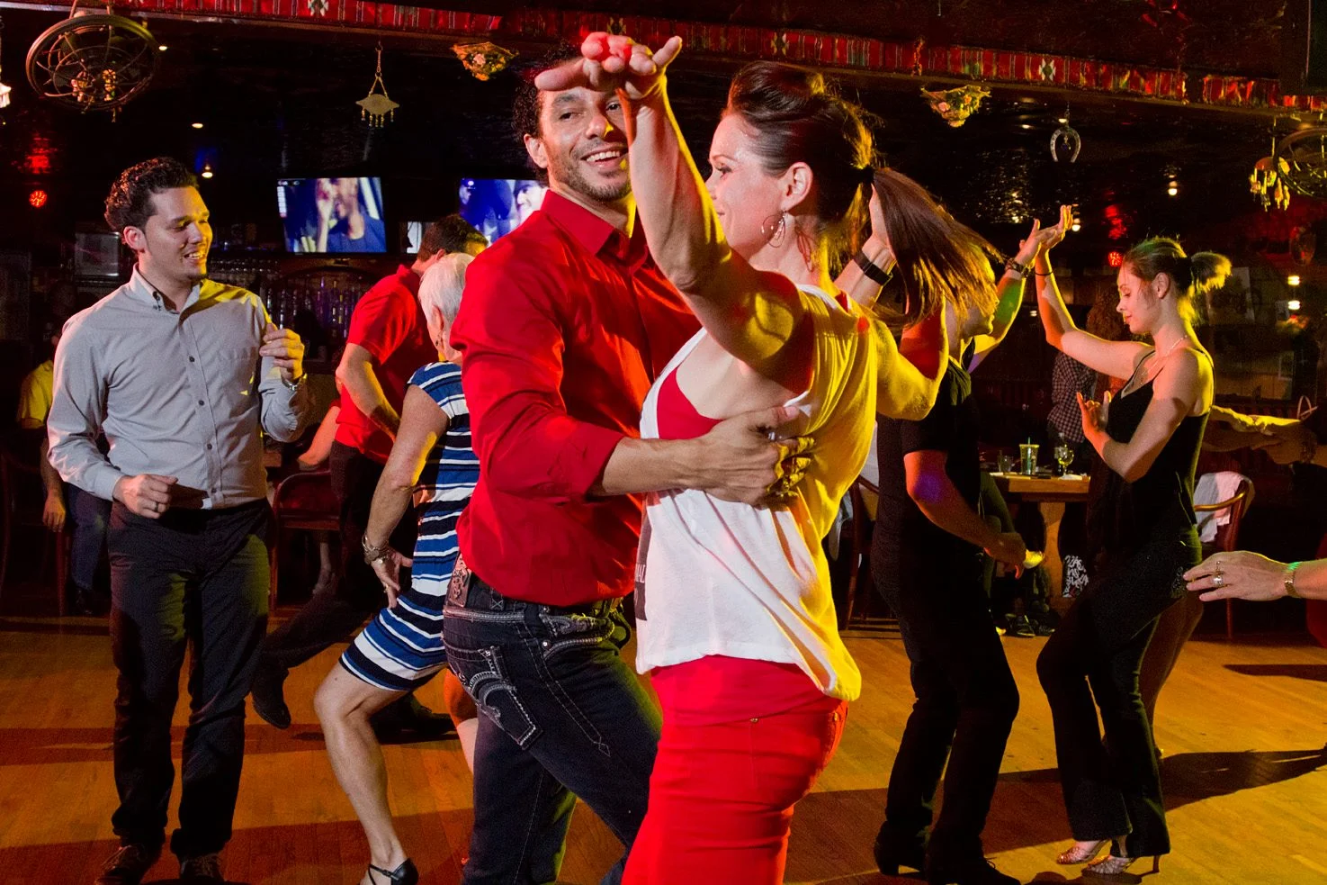 Date: Every 3rd Saturday of the month Time: 10pm-3am Description: Come dance and laugh the night out with world renowned dancer Nelson Flores, Steve Seda and the best Salsa music by DJ Scotti.Noche De Descarga Social is one of the hottest Latin Parties in New York City.You are guaranteed to have a great night full of amazing Salsa dancing with top professional dancers as well as intermediate and beginner level dancers.The DJ music selection is 90% Salsa and Guaguancó and 10% Cha-Cha-Cha and Bachata.