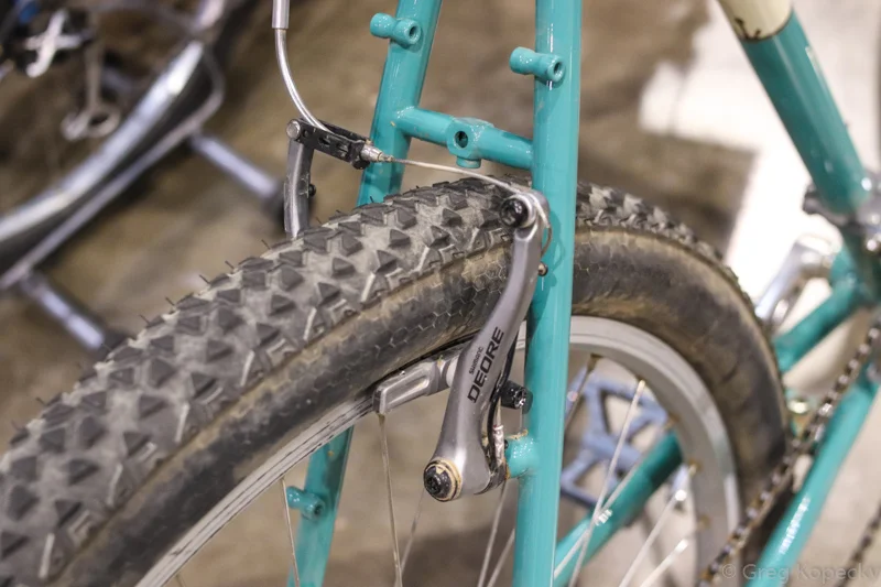 Can I get an AMEN for rim brakes?! Rivendell was showing off some very cool bikes. Shimano Deore is one of the best remaining V-brakes around: https://amzn.to/2IbKeOc
