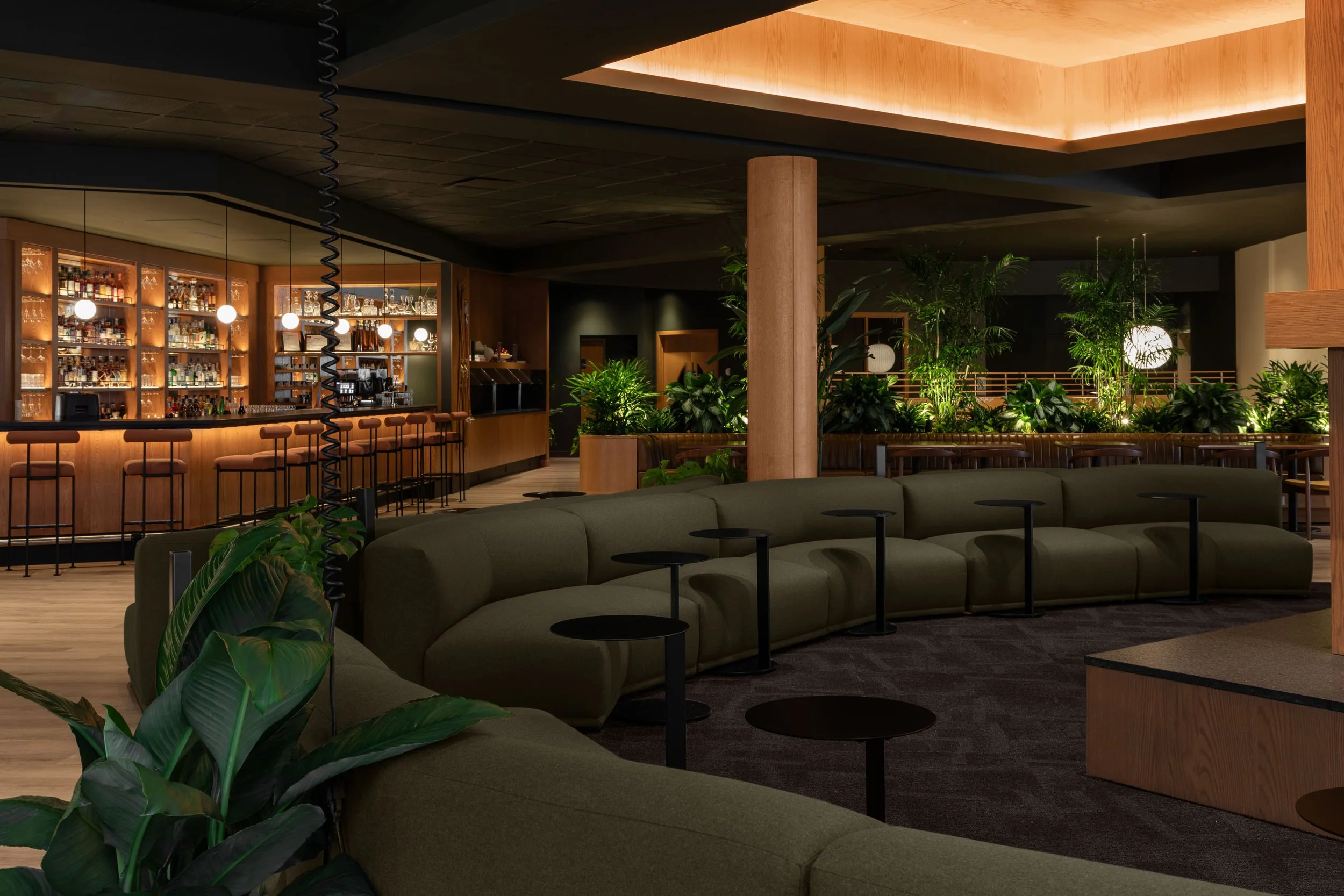 Chinook Lounge-154-Edit.jpg
