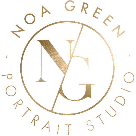 Logo for Noa  Green Portrait Studio with initials N G and text around the circle reading Noa Green Portrait Studio.