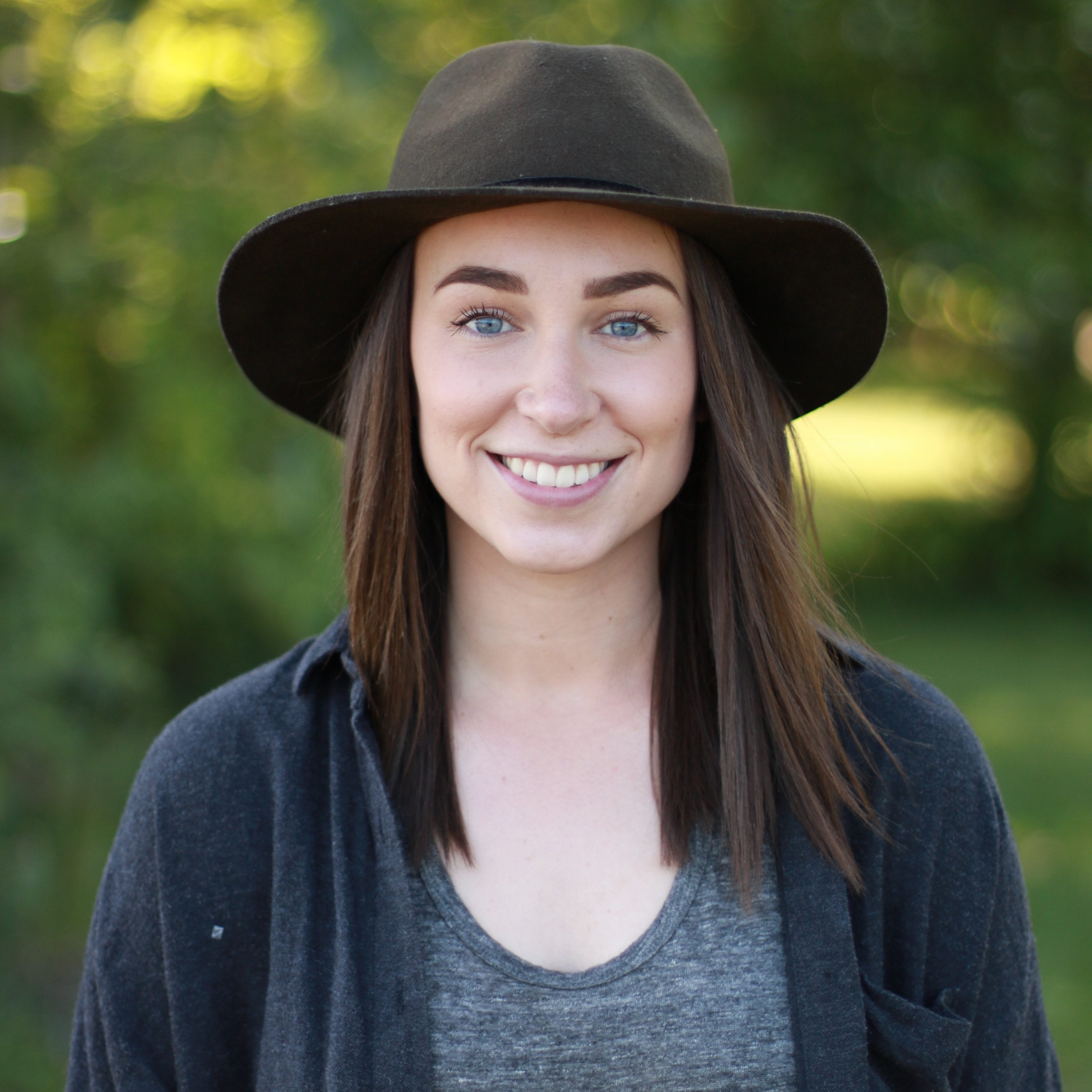 MeghanReading-Headshot1.jpg