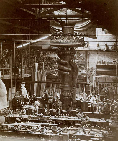 La torche - ateliers Gadget et Gauthier - vers 1876 - (source http://lafabriquedeparis.blogspot.com)
