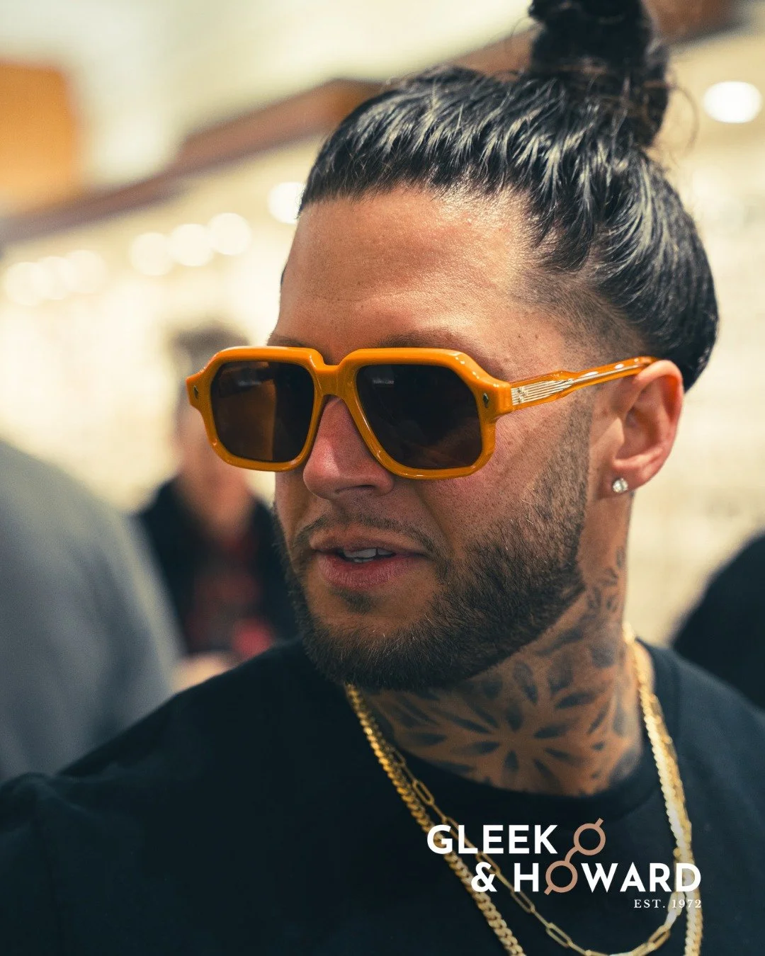 More pics from our local star-studded JACQUES MARIE MAGE event last month!

📸 @JacquesMarieMage 

Link in bio

#jacquesmariemage #gleekandhoward #montclairnj #montclair #newjersey #nj #montclairstyle #newjerseystyle #njluxury #njstyle #eyeglasses #e