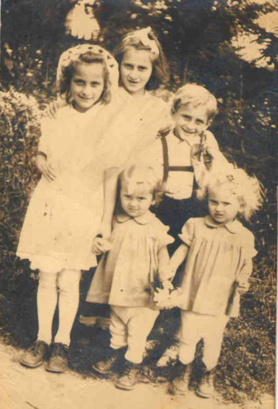  Author, bottom center, with her siblings, 1953. 