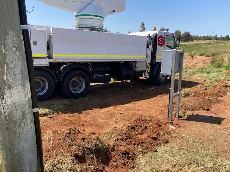 Level 2 underground to overhead rail project near Griffith