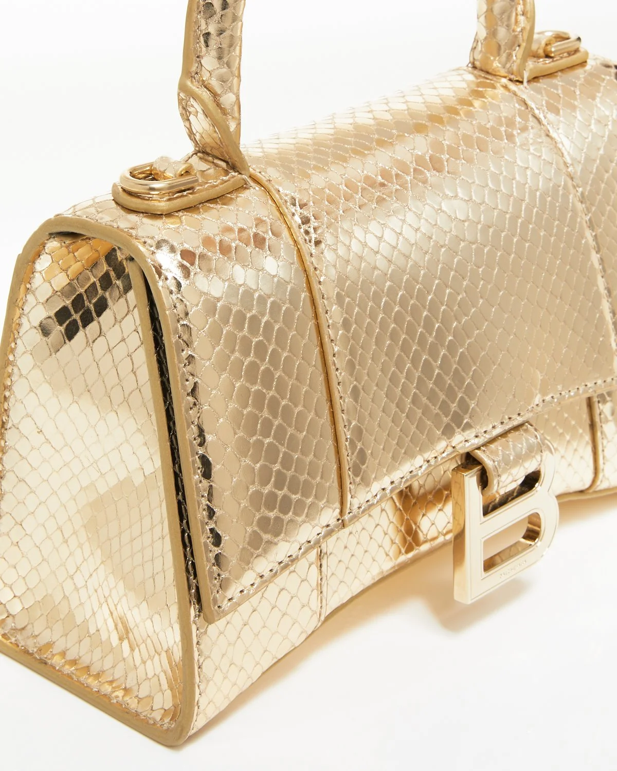 B_gold_bag_crpd.jpg