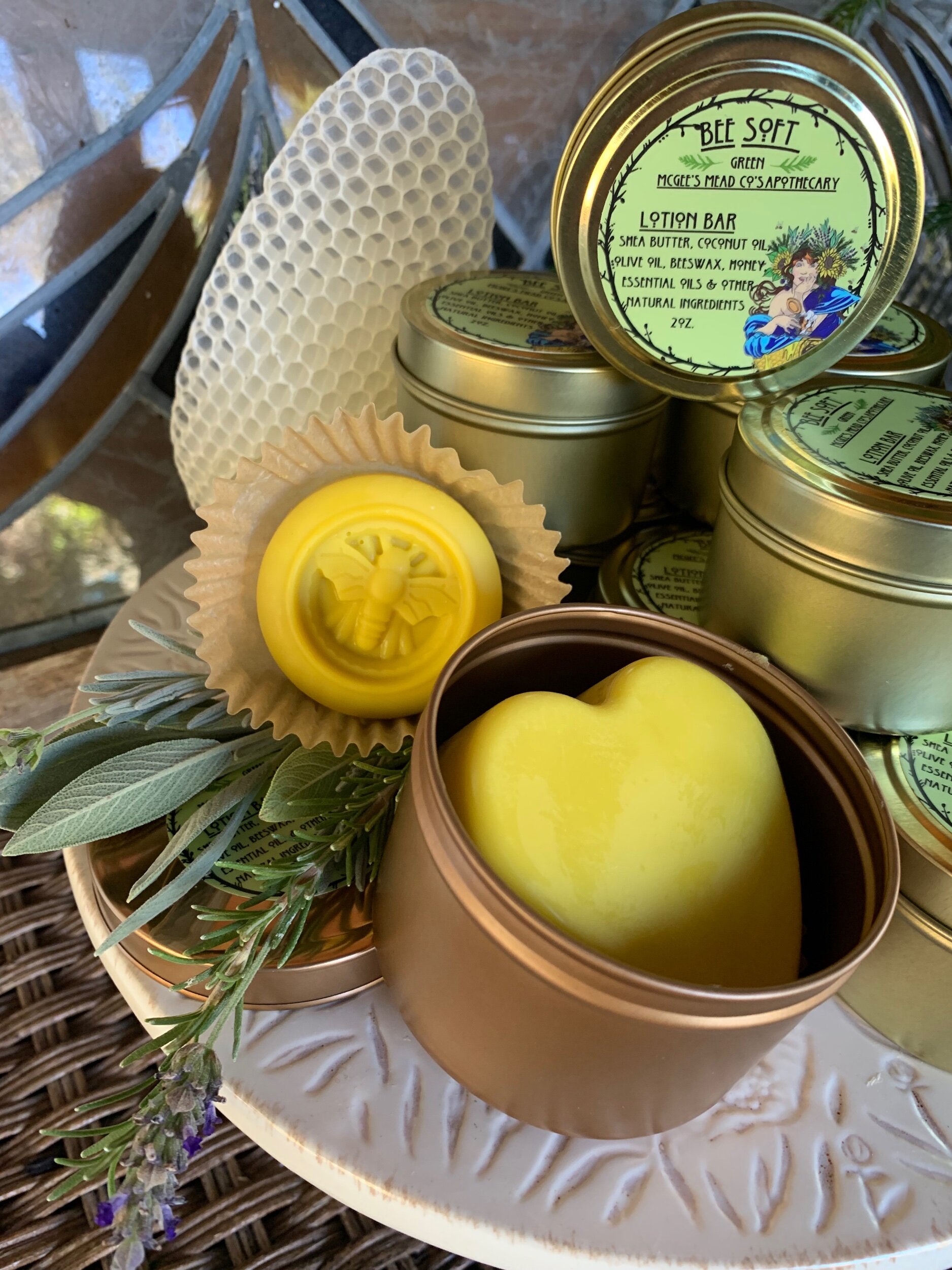 8A0209FA-F513-4DF5-BAD8-067F1C8F419E