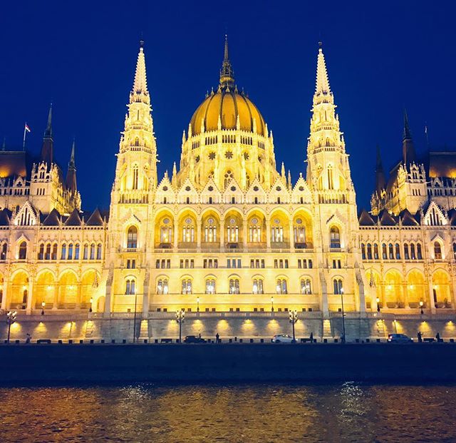 A river cruise down tbe Danube is a must when you&rsquo;re in #budapest.  The Hungarian Parliament Building is illuminated and gorgeous.  #rivercruise