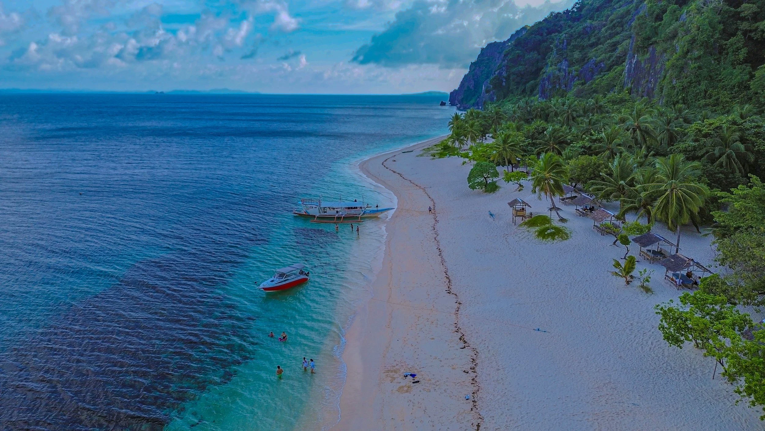 Coron: a Tropical Island Paradise