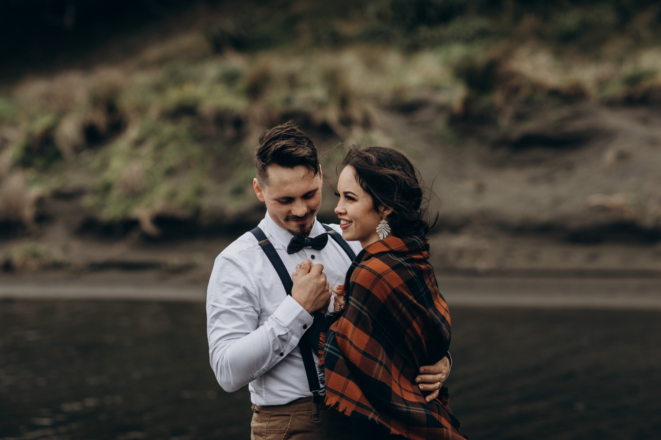 karekare waterfall elopment auckland wedding photographer 73.jpg