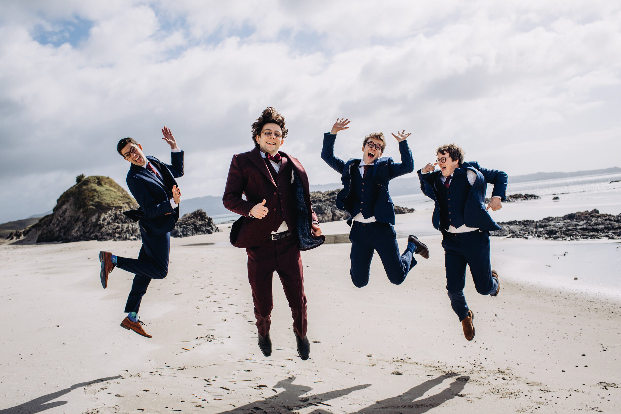 Tawharanui lodge | Auckland wedding photographer | New Zealand wedding packages | New Zealand Elopement | Anchor Bay beach wedding photo 