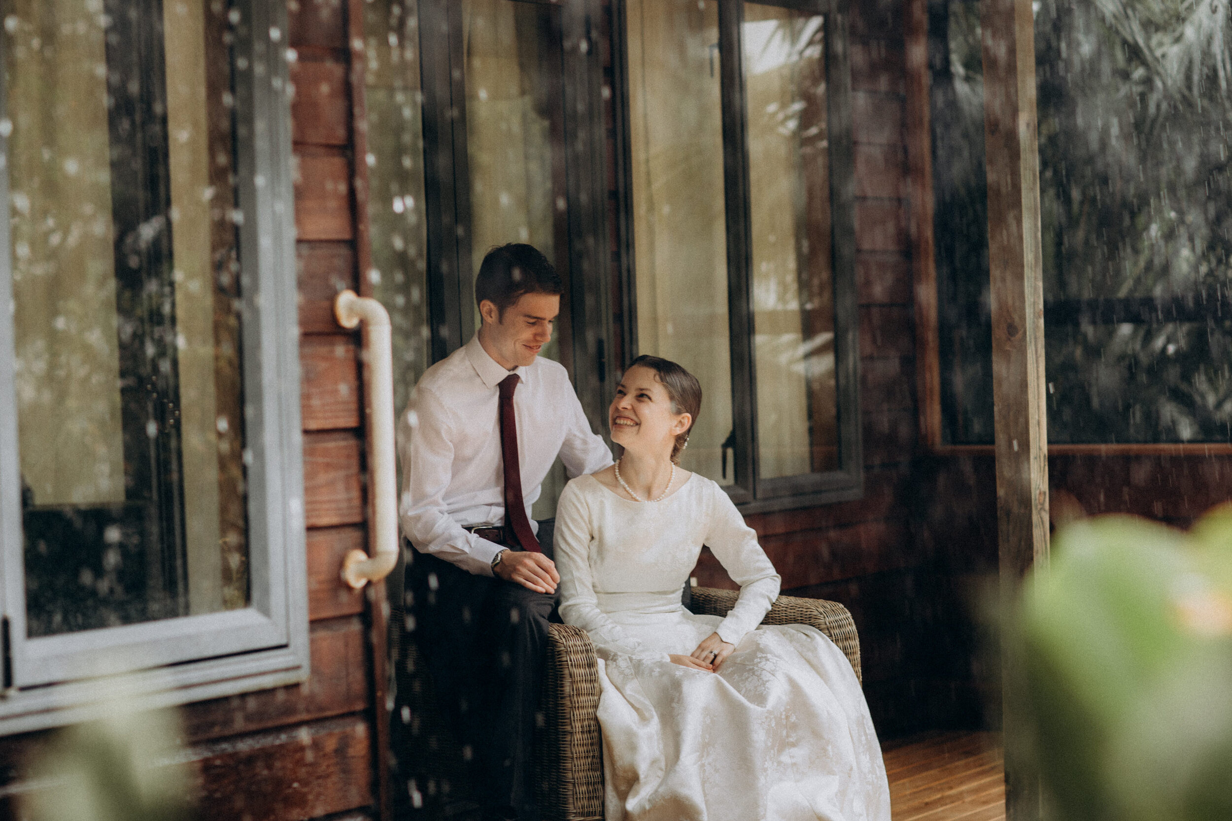 Grandma’s wedding dress | Christian wedding | Auckland wedding photographer | New Zealand wedding photographer | Rainy day weather | Auckland photography | NZ wedding photographer