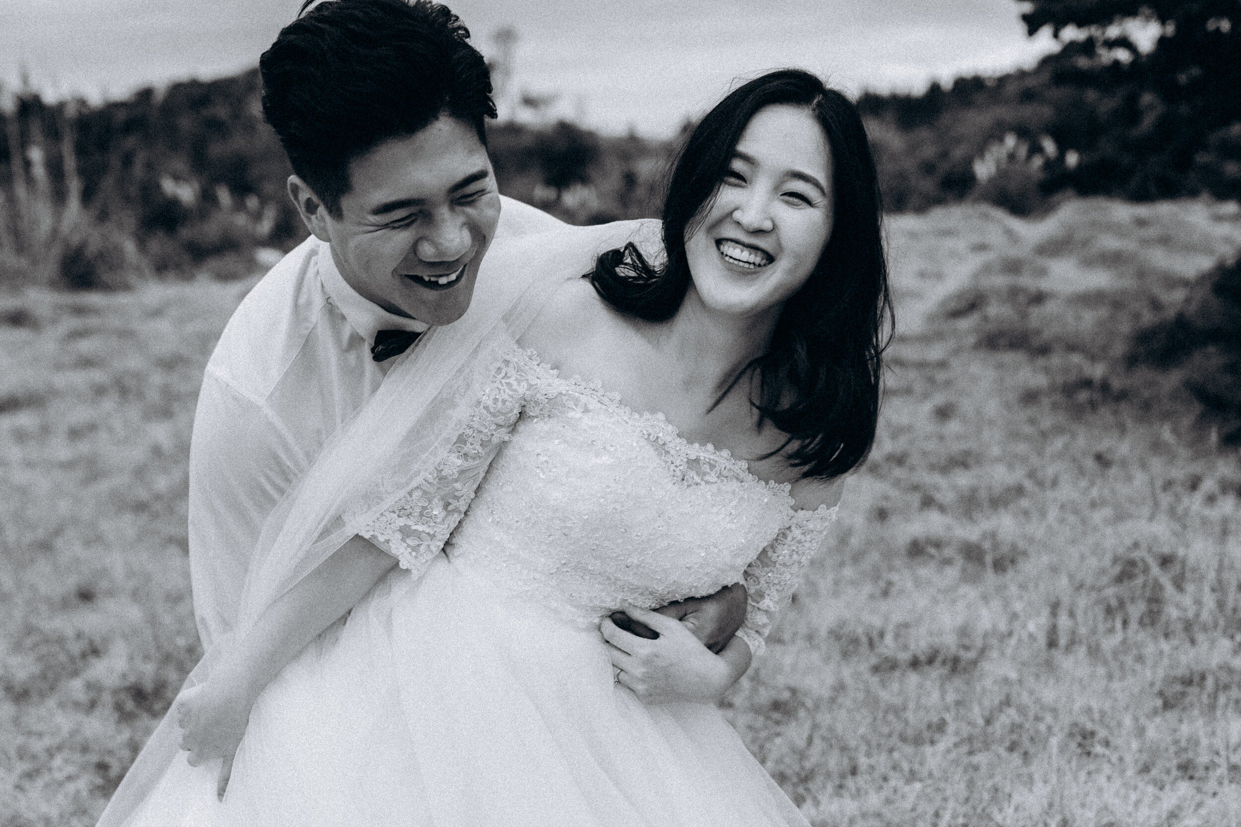 Classic black and white wedding photos | Auckland wedding | Korean pre wedding photos 