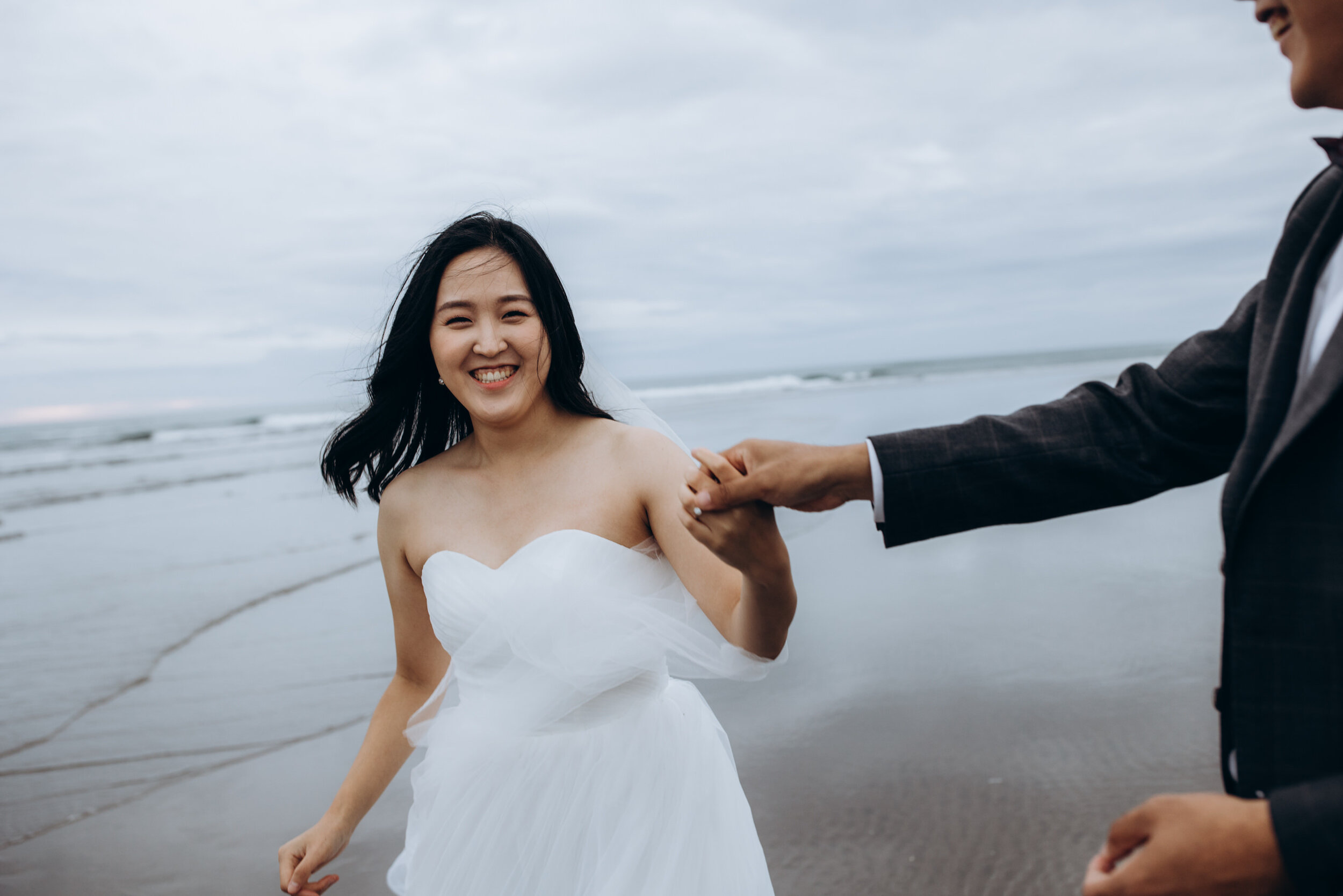 auckland wedding photographer muriwai beach korean pre wedding photos 22.jpg