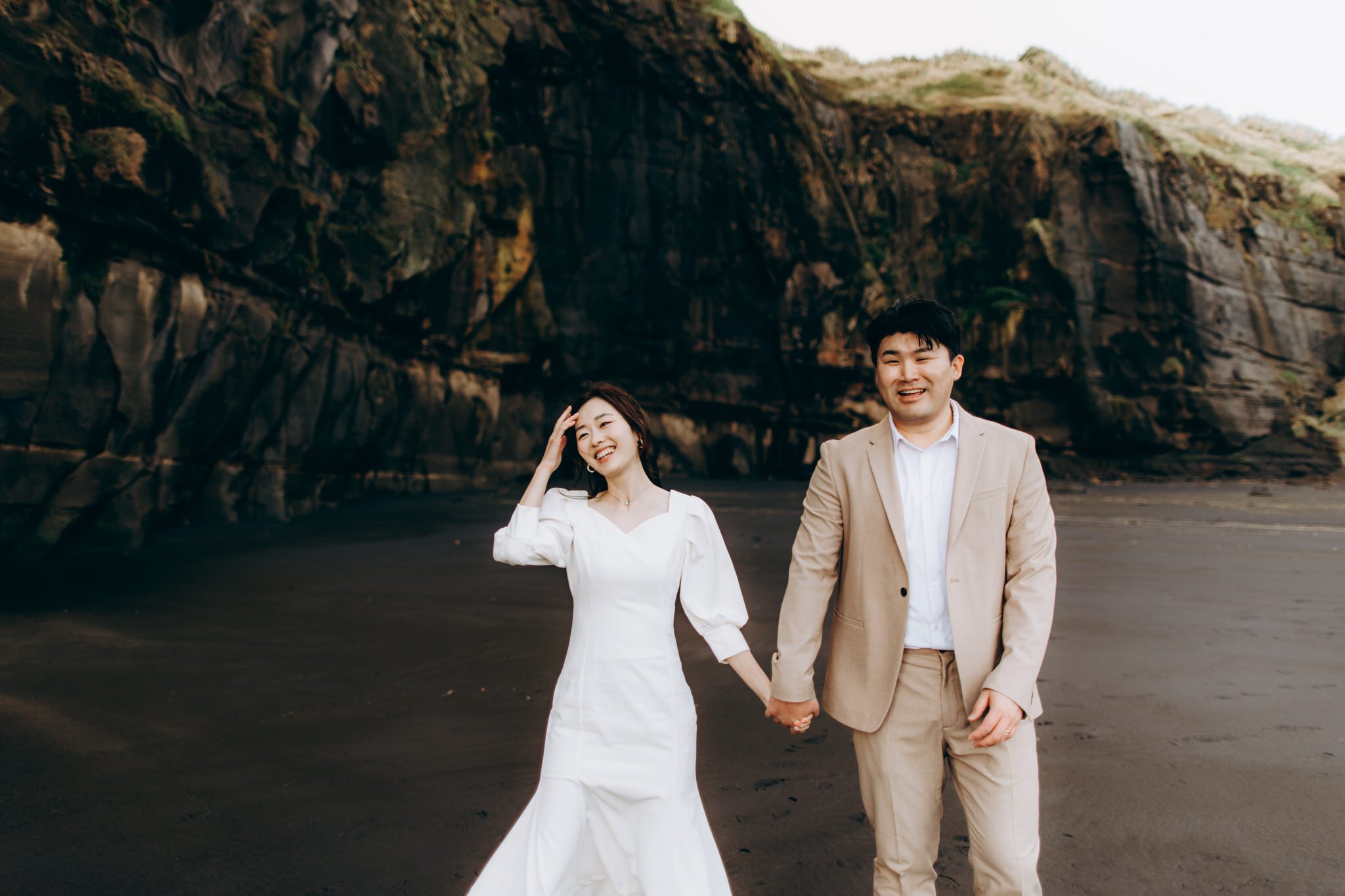 muriwai beach Korean prewedding photoshoot auckland wedding photographer 44.jpg