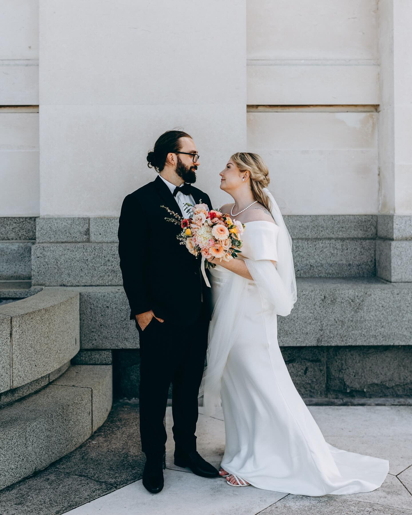 In love with Kat and Ed&rsquo;s wedding photos 🥹