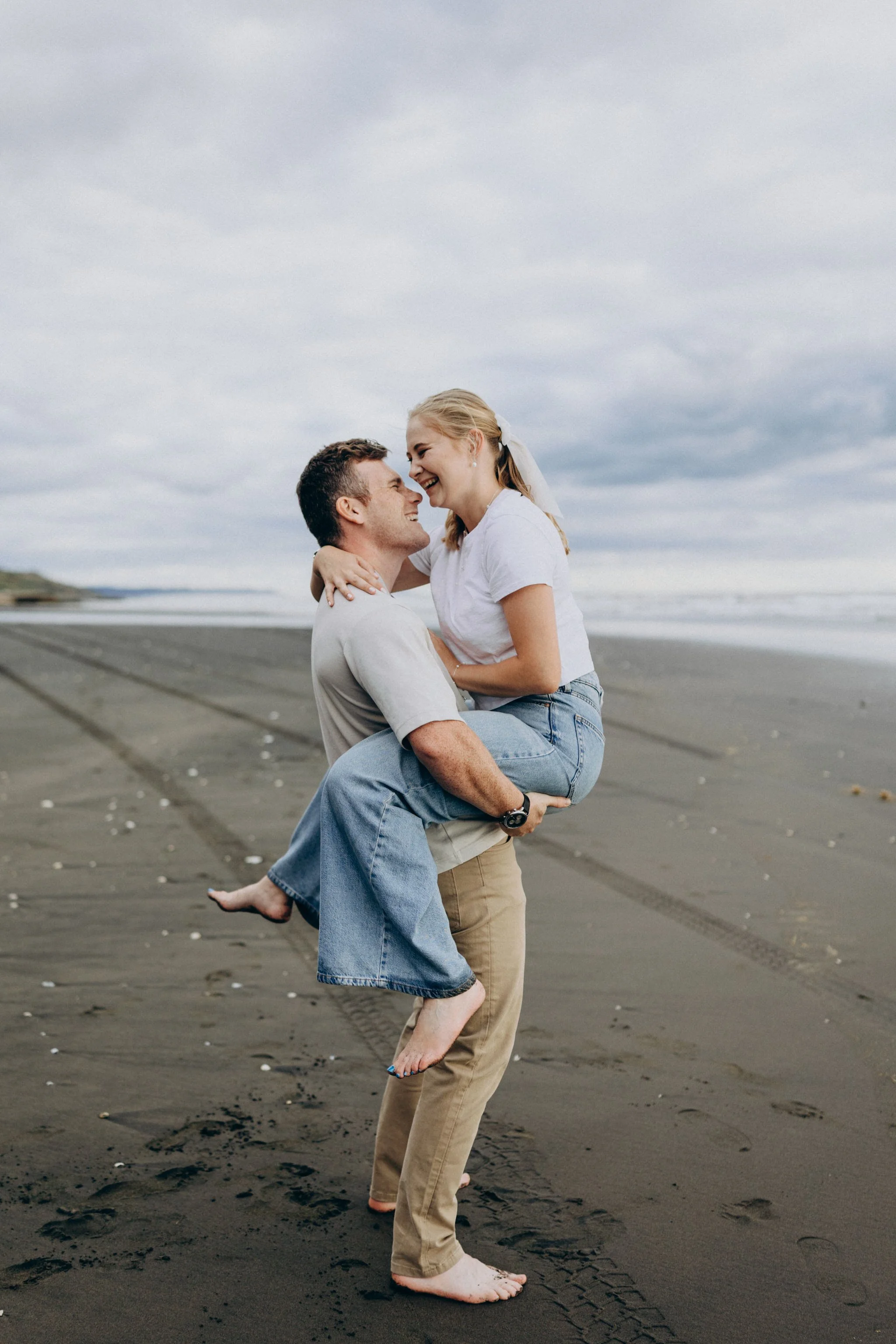 Auckland Karioitahi Beach 13.jpg