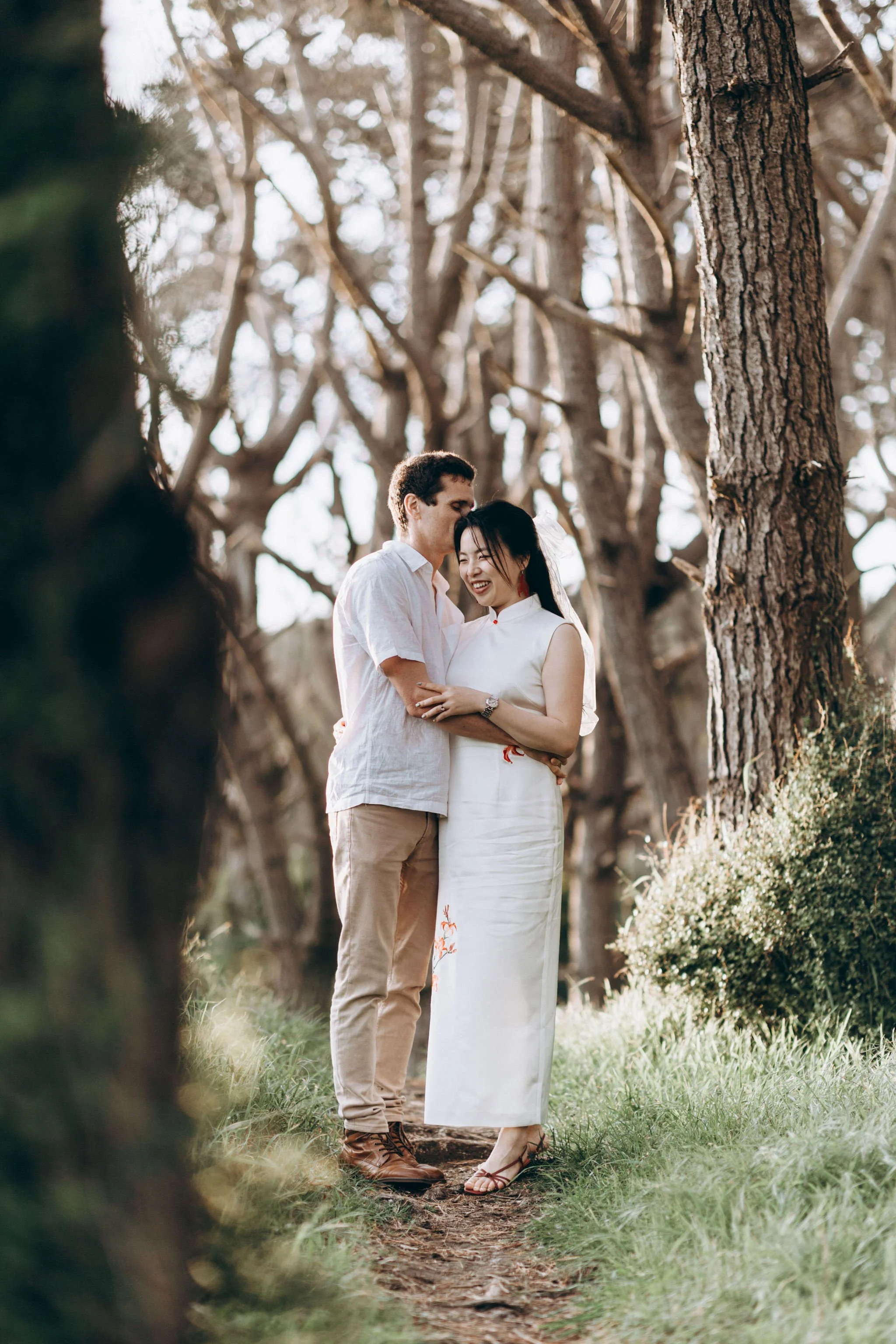 Auckland muriwai beach engagement photos Ting and Felix 13.jpg